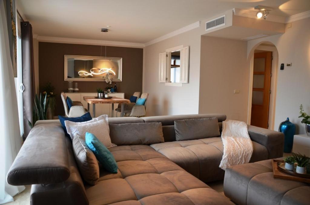 Penthouse Mit Privatem Jacuzzi In Marbella - La Mairena Apartment Ojen Ngoại thất bức ảnh