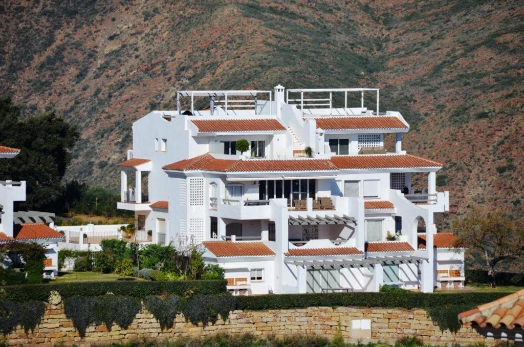 Penthouse Mit Privatem Jacuzzi In Marbella - La Mairena Apartment Ojen Ngoại thất bức ảnh